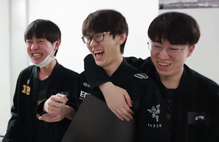 Scout在MAD比赛中赛况扑朔迷离，逆转引发热议！的简单介绍